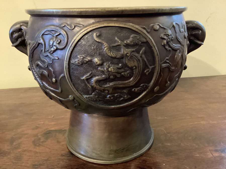 Early Japanese 20th century bronze insane burner